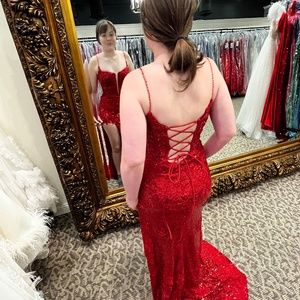 Sherri Hill prom dress